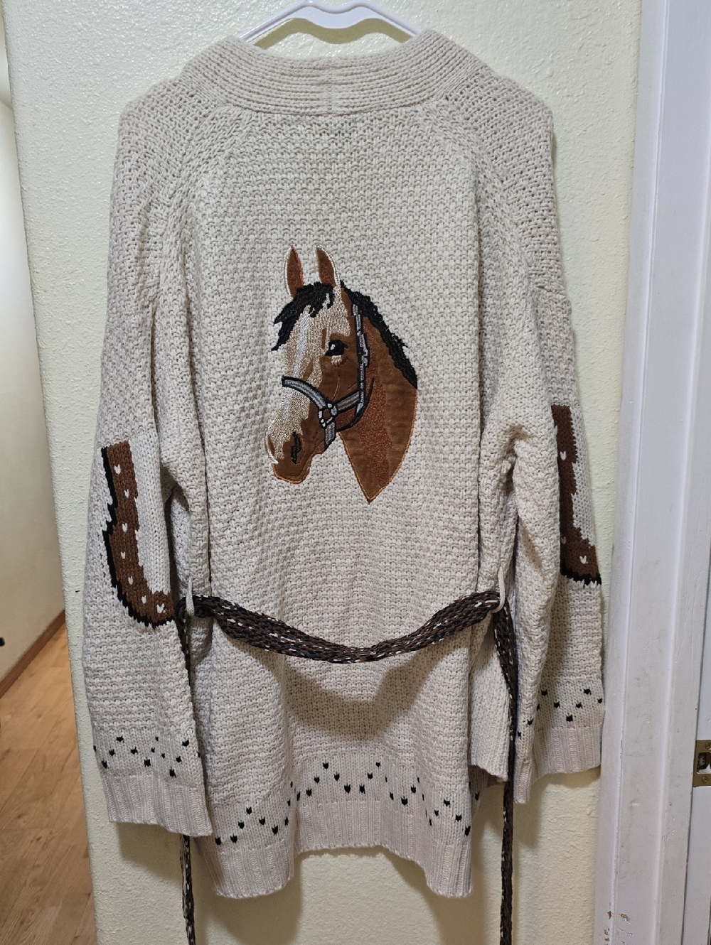 Blue B Cream Horse-Embroidered Women's Sweater Cardigan